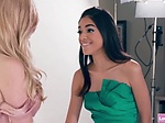 Teen babe facesitting sexy latina friend 